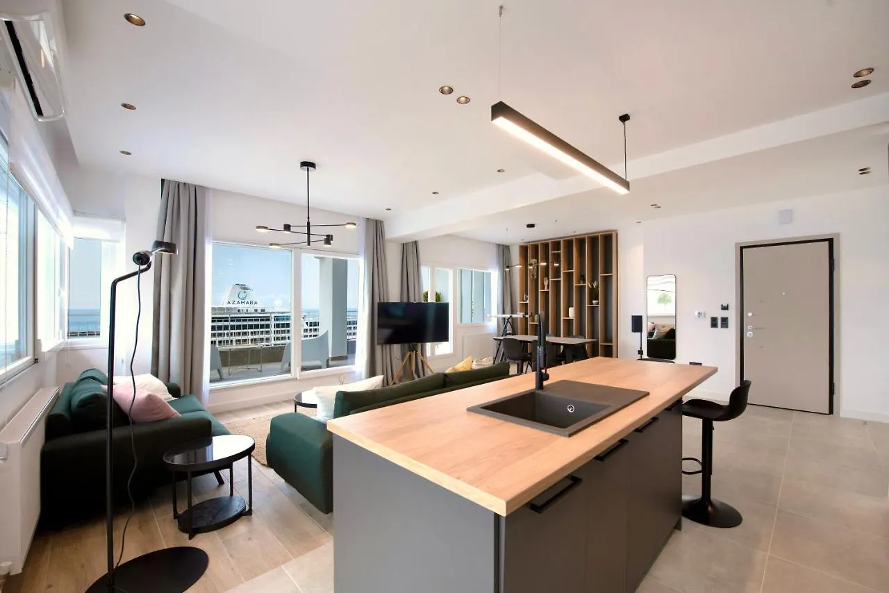 Oddity Seafront Penthouse Apartments テッサロニキ